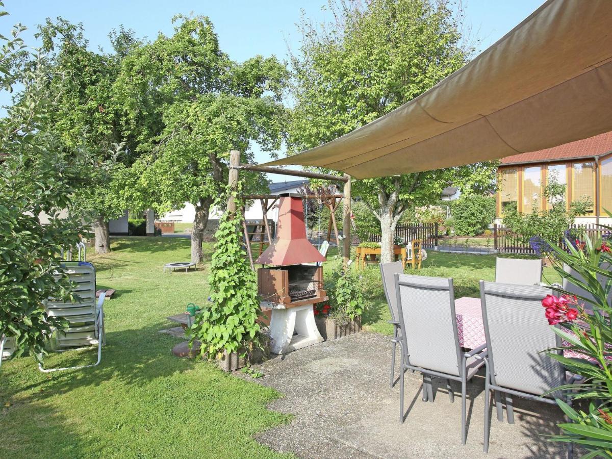 Apartment With Terrace And Pool In The Garden Pracht エクステリア 写真
