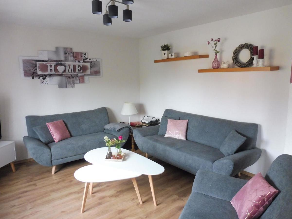 Apartment With Terrace And Pool In The Garden Pracht エクステリア 写真